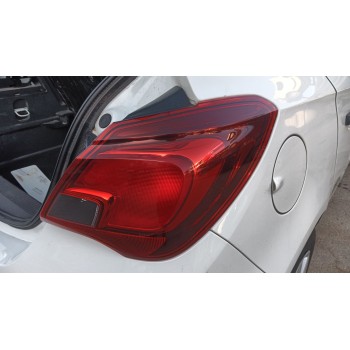 PILOTO TRASERO DERECHO 39090648 