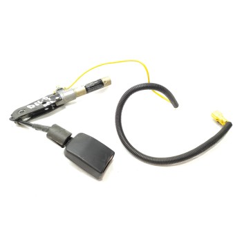 ENGANCHE CINTURON DELANTERO DERECHO 104829R 