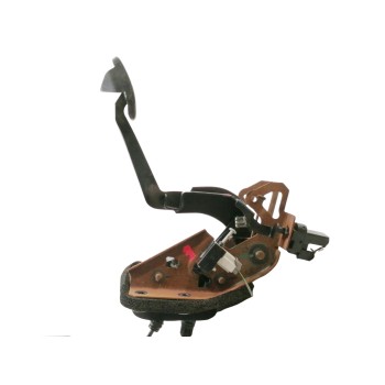 PEDAL EMBRAGUE 