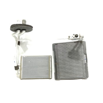 CONDENSADOR / RADIADOR AIRE ACONDICIONADO 922004EM0A 
