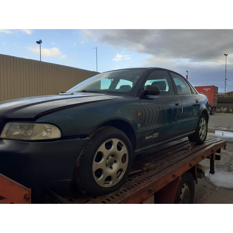 AUDI A4 BERLINA (B5)