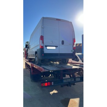 PEUGEOT BOXER Furgoneta de desguace
