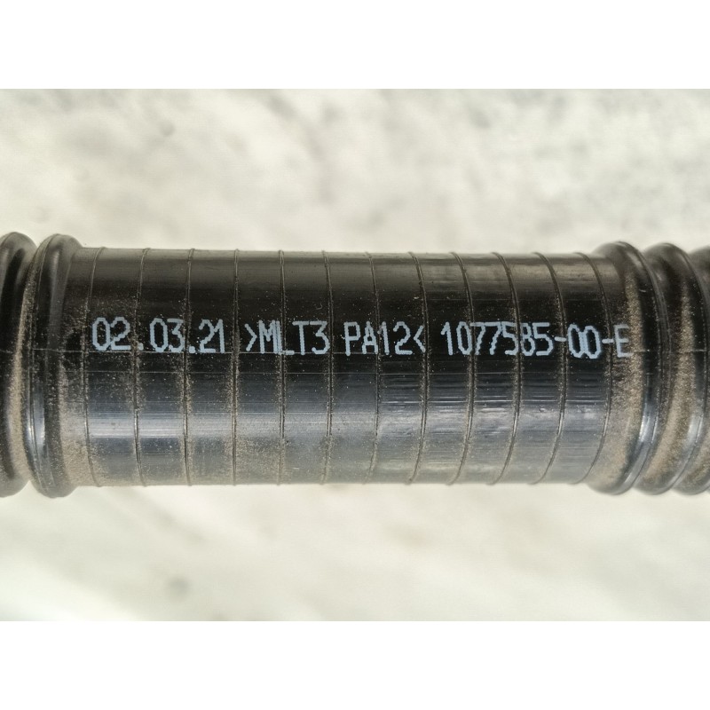 Recambio de tubo para tesla model 3 (5yj3) referencia OEM IAM 107758500F 107758500E AGUA