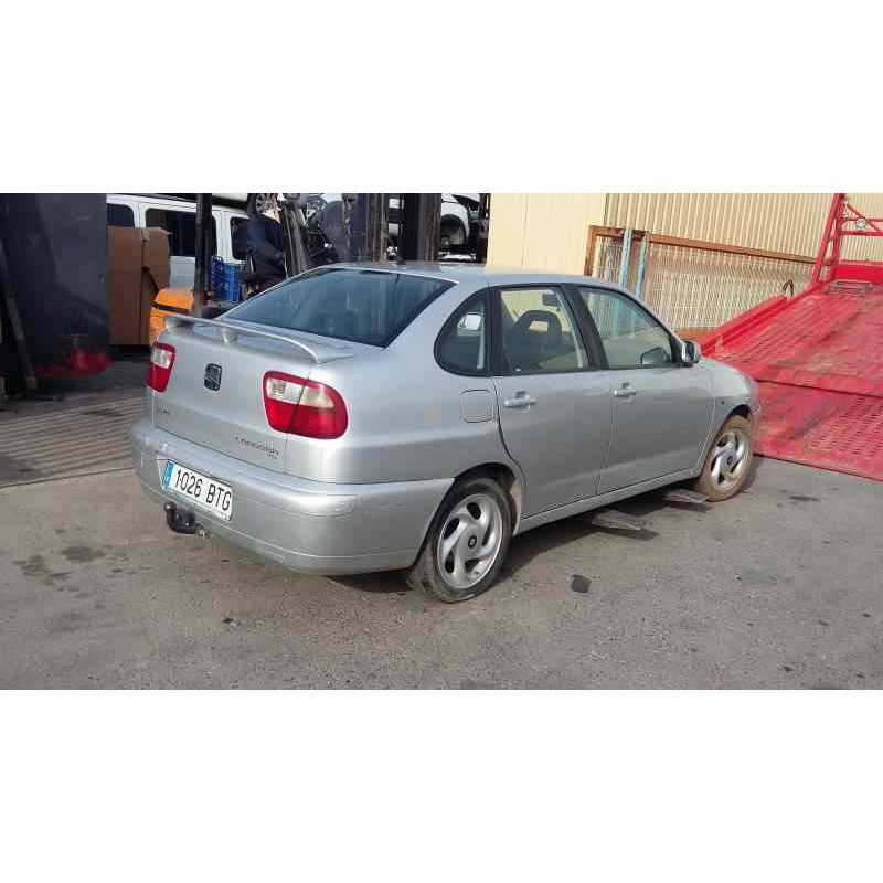 SEAT CORDOBA BERLINA (6K2)
