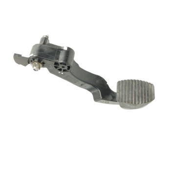 PEDAL EMBRAGUE 