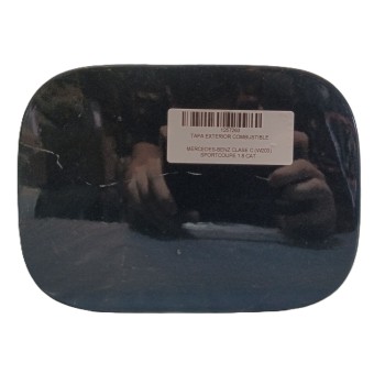 TAPA EXTERIOR COMBUSTIBLE A2037500806 