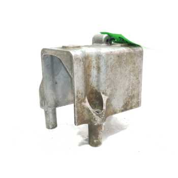 SOPORTE MOTOR A6461420042 