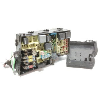 CAJA RELES / FUSIBLES 3M5T14A142AB 