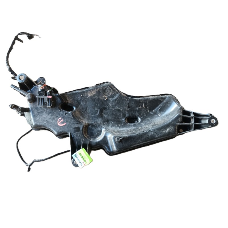 Recambio de deposito adblue para seat ateca 5fp / fdffax0 khp8pz xperience at referencia OEM IAM 5Q0131877AA 5Q0131877AA 