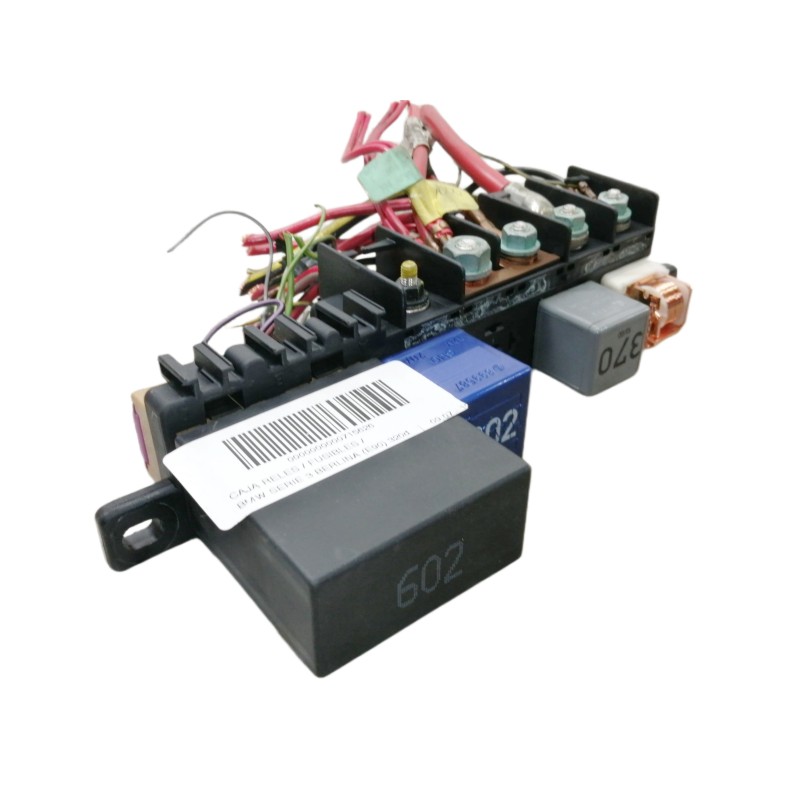 Recambio de caja reles / fusibles para bmw serie 3 berlina (e90) 320d referencia OEM IAM 8L0941822A  