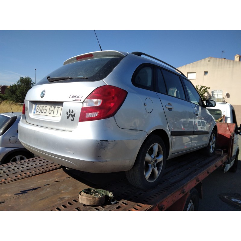 SKODA FABIA COMBI (5J5)