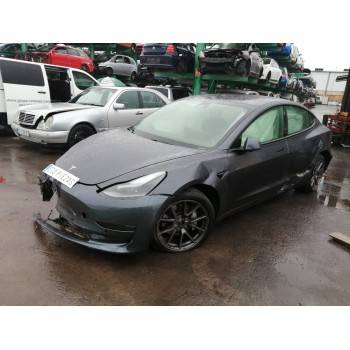 TESLA MODEL 3 (5YJ3) de desguace