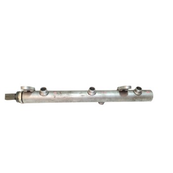 RAMPA INYECTORA A6420702695 
