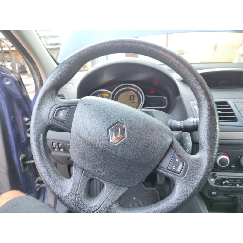 Recambio de volante para renault megane iii hatchback (bz0/1_, b3_) 1.5 dci (bz0c) referencia OEM IAM   