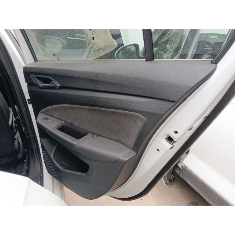 Recambio de guarnecido puerta trasera derecha para volkswagen golf viii (cd1, da1) 1.5 etsi referencia OEM IAM   