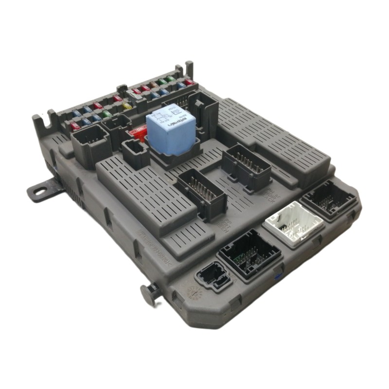 Recambio de caja reles / fusibles para citroën c5 berlina 2.0 hdi sx referencia OEM IAM 9637466180  98162200