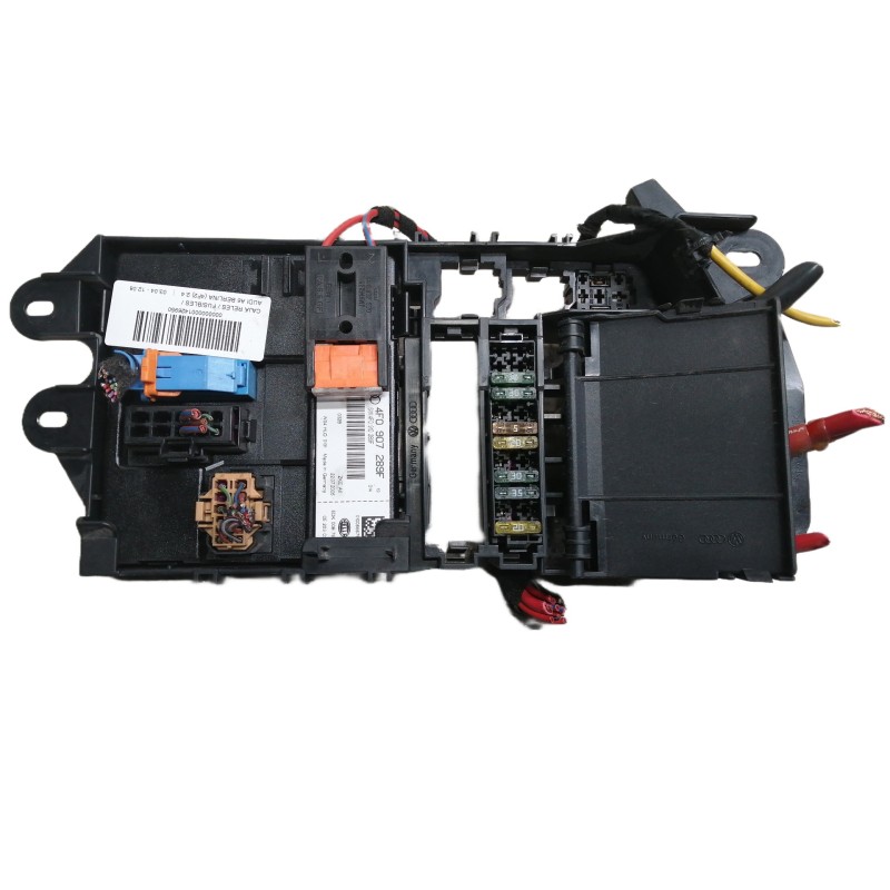 Recambio de caja reles / fusibles para audi a6 berlina (4f2) 2.4 referencia OEM IAM 4F0907289F  
