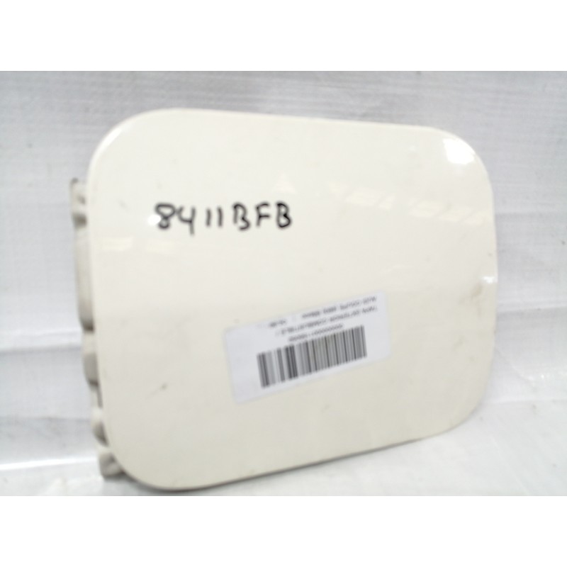 Recambio de tapa exterior combustible para audi coupe (8b3) básico referencia OEM IAM   