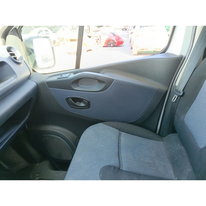 Recambio de guarnecido puerta delantera derecha para opel vivaro b furgoneta (x82) 1.6 cdti (05) referencia OEM IAM   