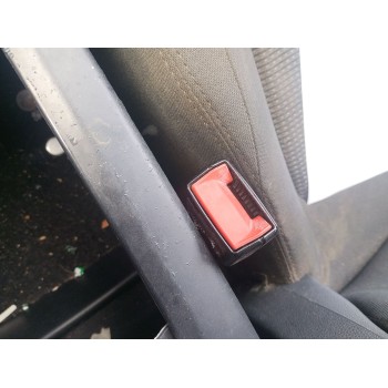 ENGANCHE CINTURON DELANTERO DERECHO 