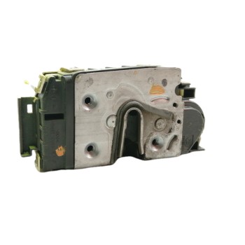 CERRADURA PUERTA DELANTERA DERECHA A9067201735 