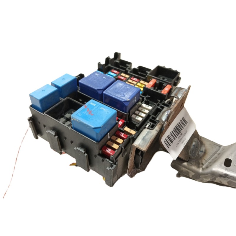 Recambio de caja reles / fusibles para renault captur ii referencia OEM IAM  243805499R 