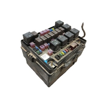 CAJA RELES / FUSIBLES 8212008005 Y220EDP 