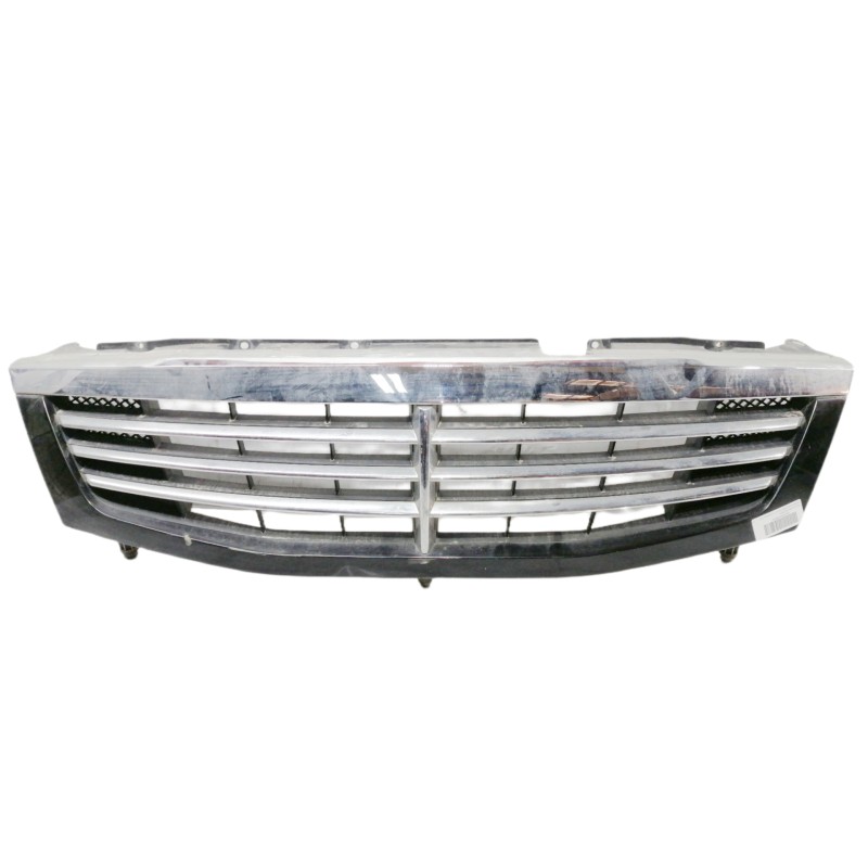 Recambio de rejilla delantera para ssangyong rexton 2.7 turbodiesel cat referencia OEM IAM 7946008000  