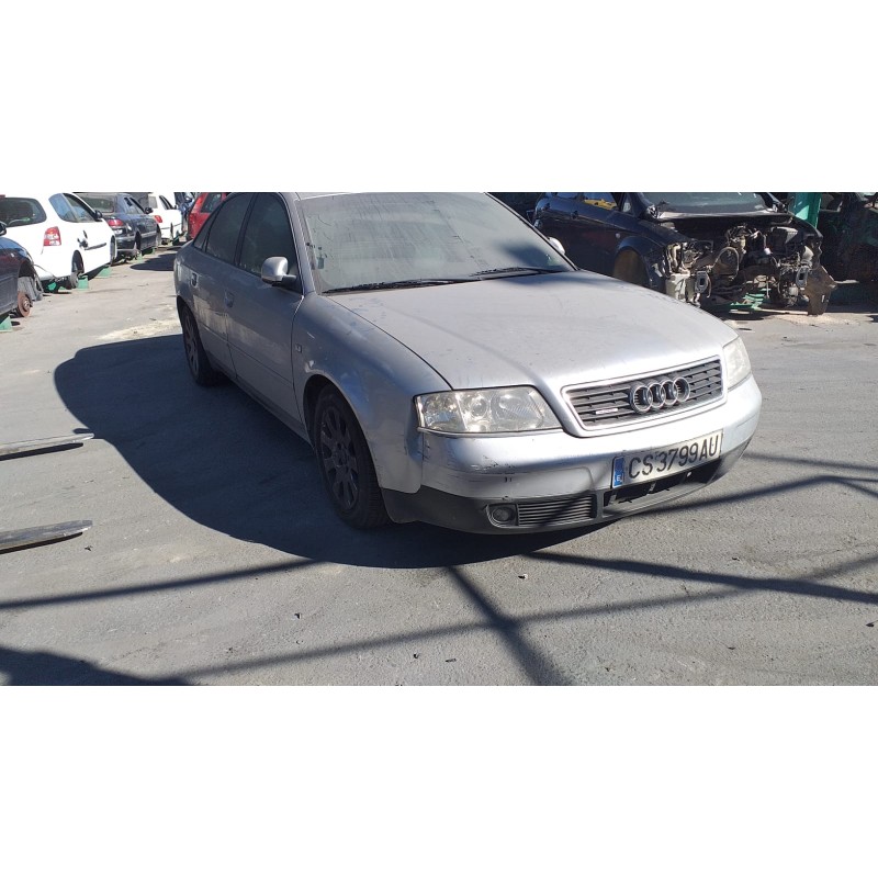 AUDI A6 BERLINA (4B2)