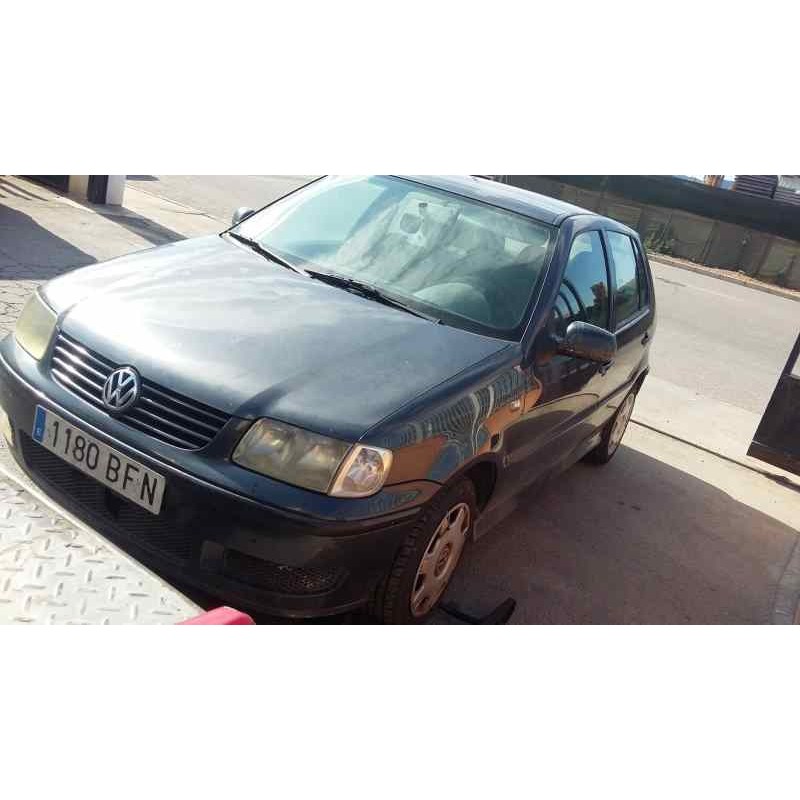 VOLKSWAGEN POLO BERLINA (6N2)