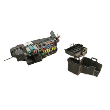 CAJA RELES / FUSIBLES 30659282 DPN13800159HWB 30659288