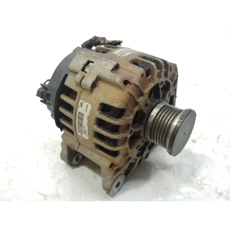 Recambio de alternador para opel movano furgón corto 3.5t referencia OEM IAM 600673  
