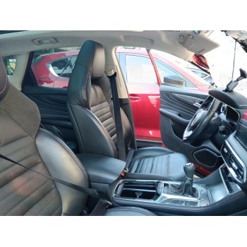 ASIENTO DELANTERO IZQUIERDO 