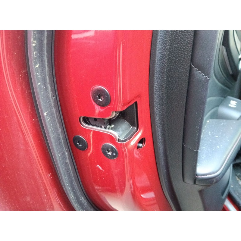 Recambio de cerradura puerta trasera izquierda para mg hs (as23) 1.5 t (sas23) referencia OEM IAM 10640593  