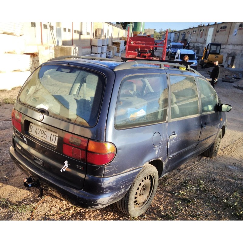VOLKSWAGEN SHARAN (7M8)