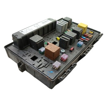 CAJA RELES / FUSIBLES 5DK00866829 13206752 