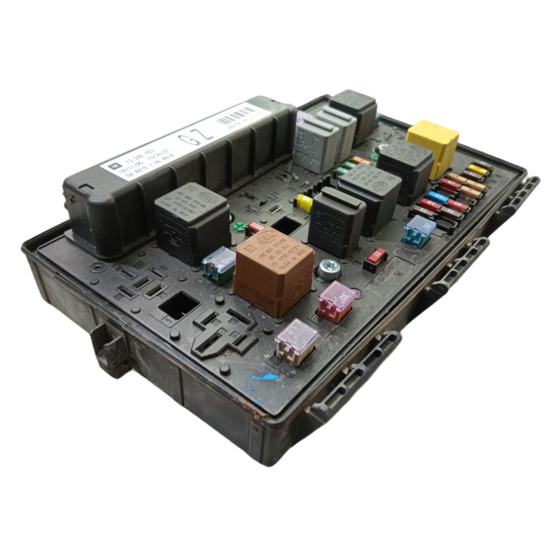 Recambio de caja reles / fusibles para opel zafira b cosmo referencia OEM IAM 5DK00866829 13206752 