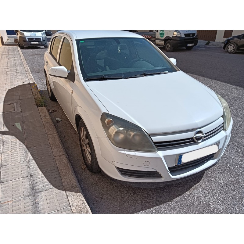 opel astra h (a04) del año 2004