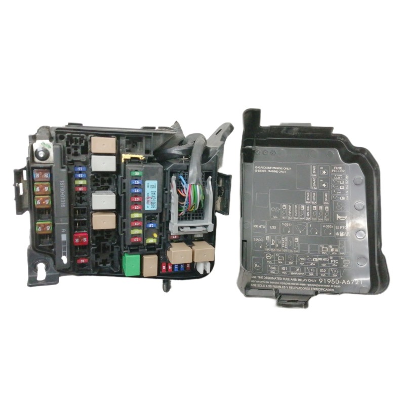 Recambio de caja reles / fusibles para hyundai i30 (gd) style referencia OEM IAM 919513X140  919503X5101879001316 91950A6721 201