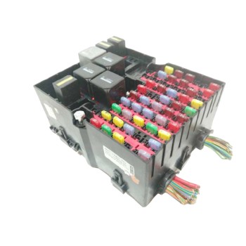 CAJA RELES / FUSIBLES 2S6T14A073 