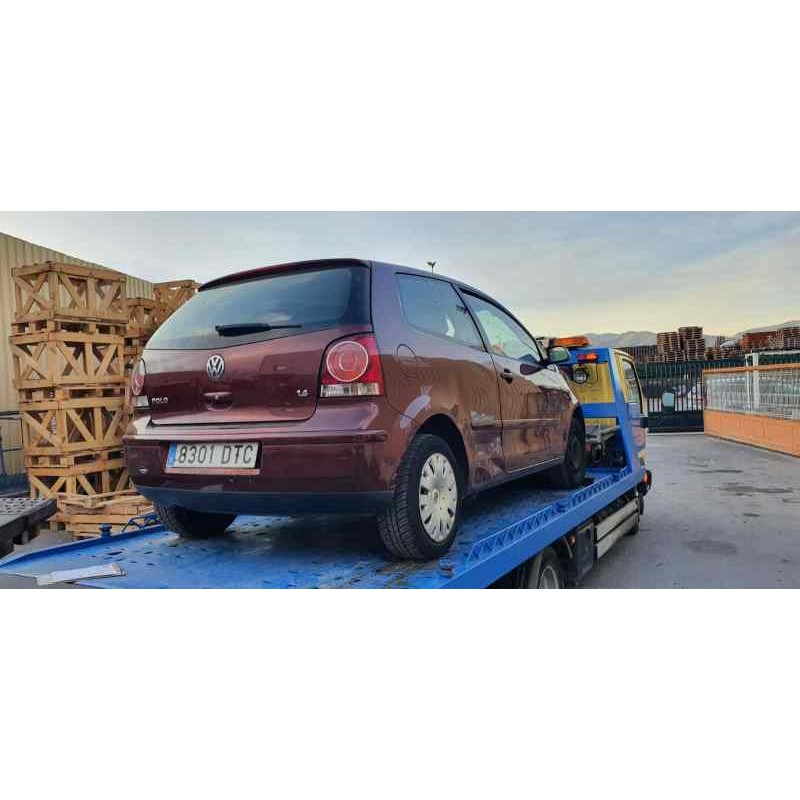 VOLKSWAGEN POLO (9N3)