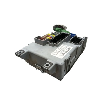 CAJA RELES / FUSIBLES 6580VA 01358812080 