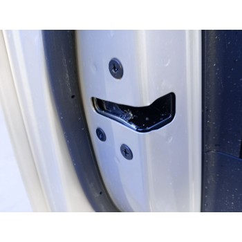 CERRADURA PUERTA DELANTERA IZQUIERDA 