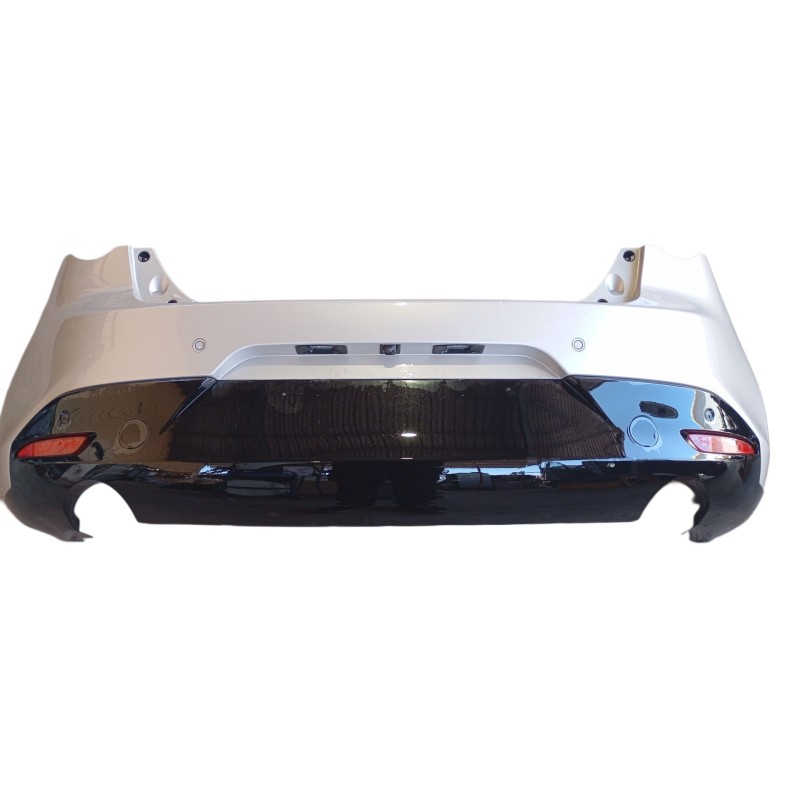 Recambio de paragolpes trasero para mazda 3 hatchback (bp) 2.0 skyactiv-g (bp5h, bp6h) referencia OEM IAM  A15311981 