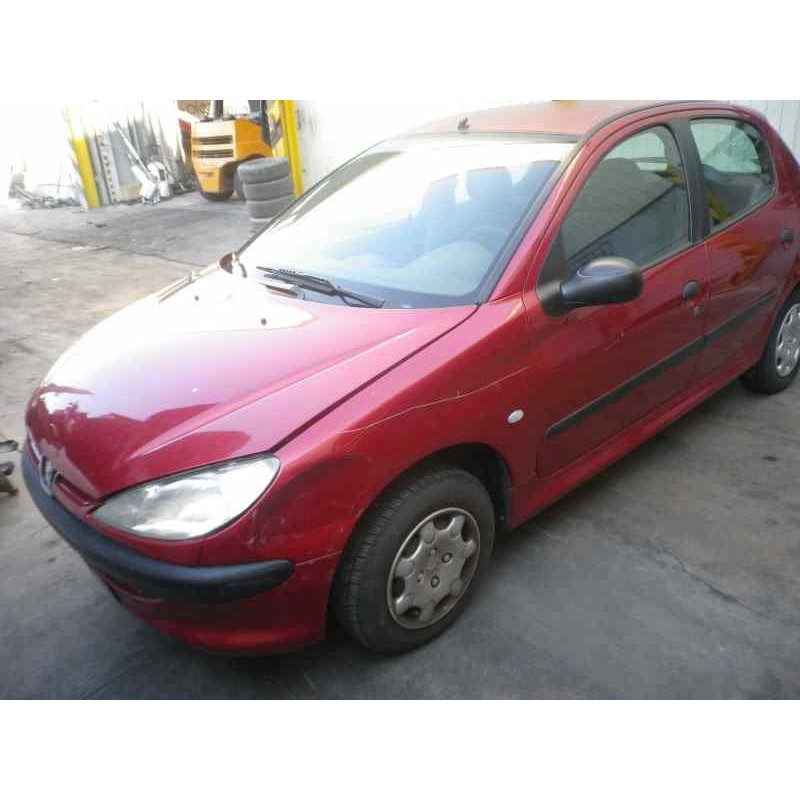 PEUGEOT 206 BERLINA