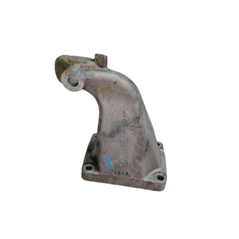 Recambio de soporte motor derecho para ssangyong rodius xdi limited referencia OEM IAM 6652230804 A6652230804 