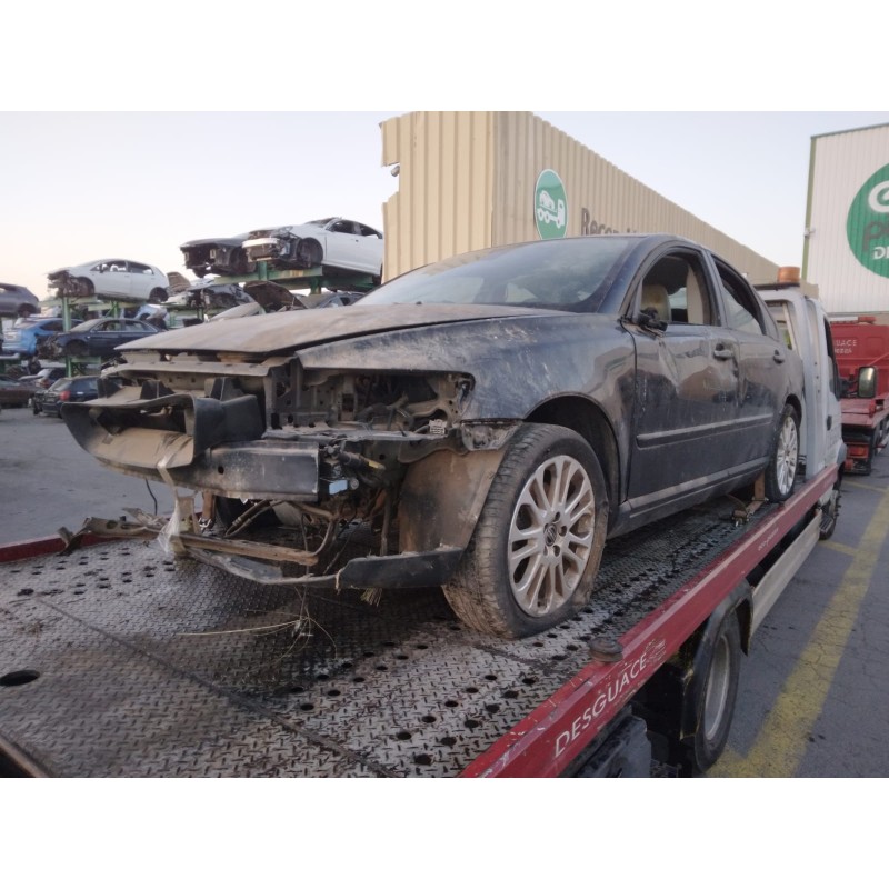 VOLVO S40 BERLINA