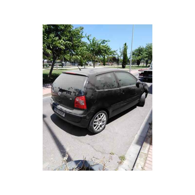 VOLKSWAGEN POLO (9N1)