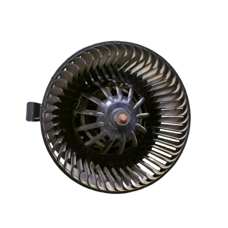 Recambio de motor calefaccion para dacia duster ambiance 4x2 referencia OEM IAM 272106020R  N106415P