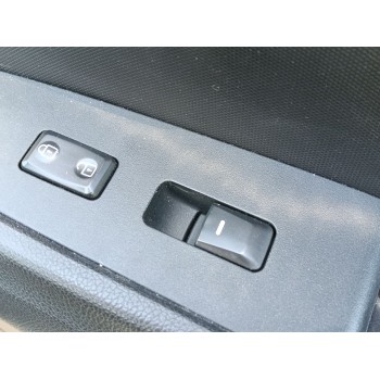 MANDO ELEVALUNAS DELANTERO DERECHO 935763W100 